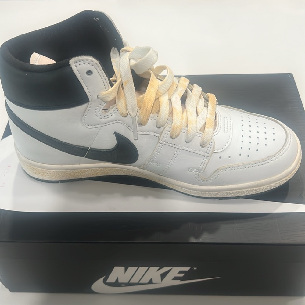 A Ma Maniére x Jordan Air Ship - Picture 8 of 12